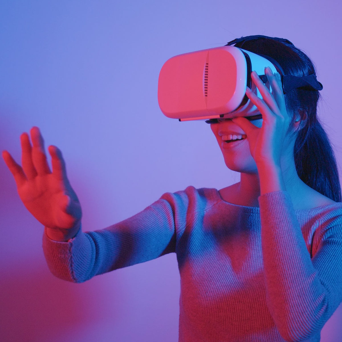 Gadget Pioneer’s journey from a passionate idea to a hub of innovation, providing cutting-edge tech gear for gamers, creators, and adventurers.